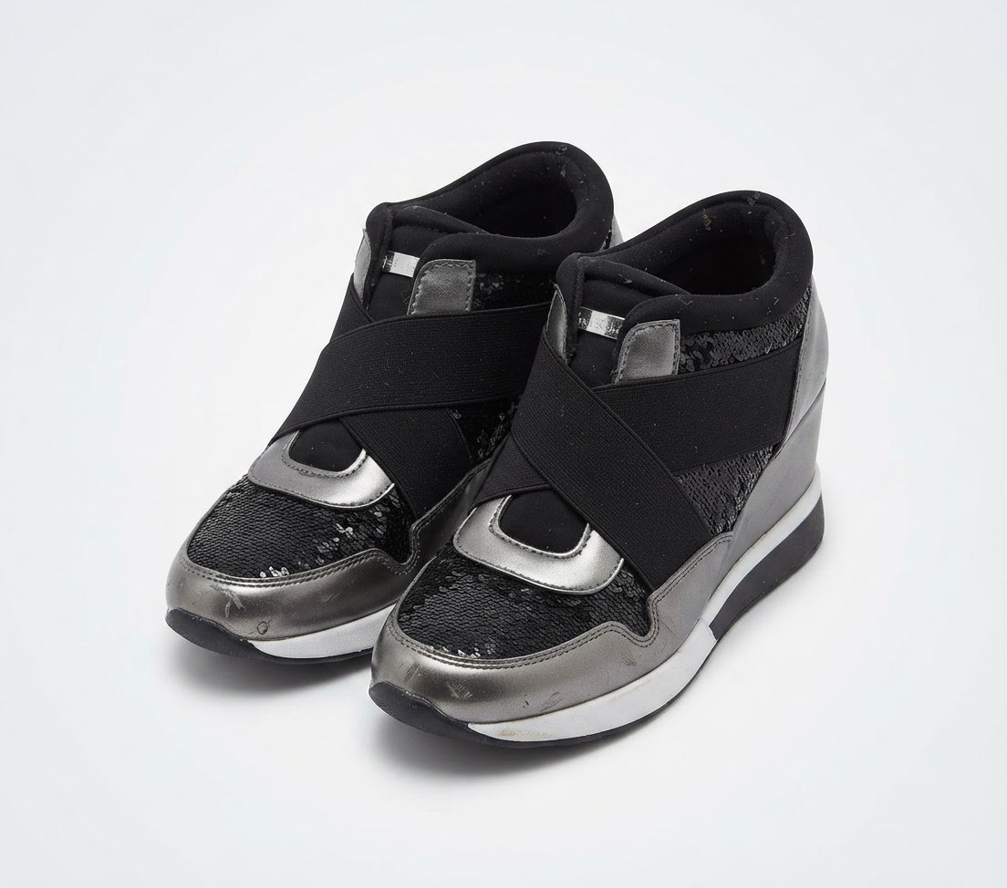 Chaussures femme Guess 