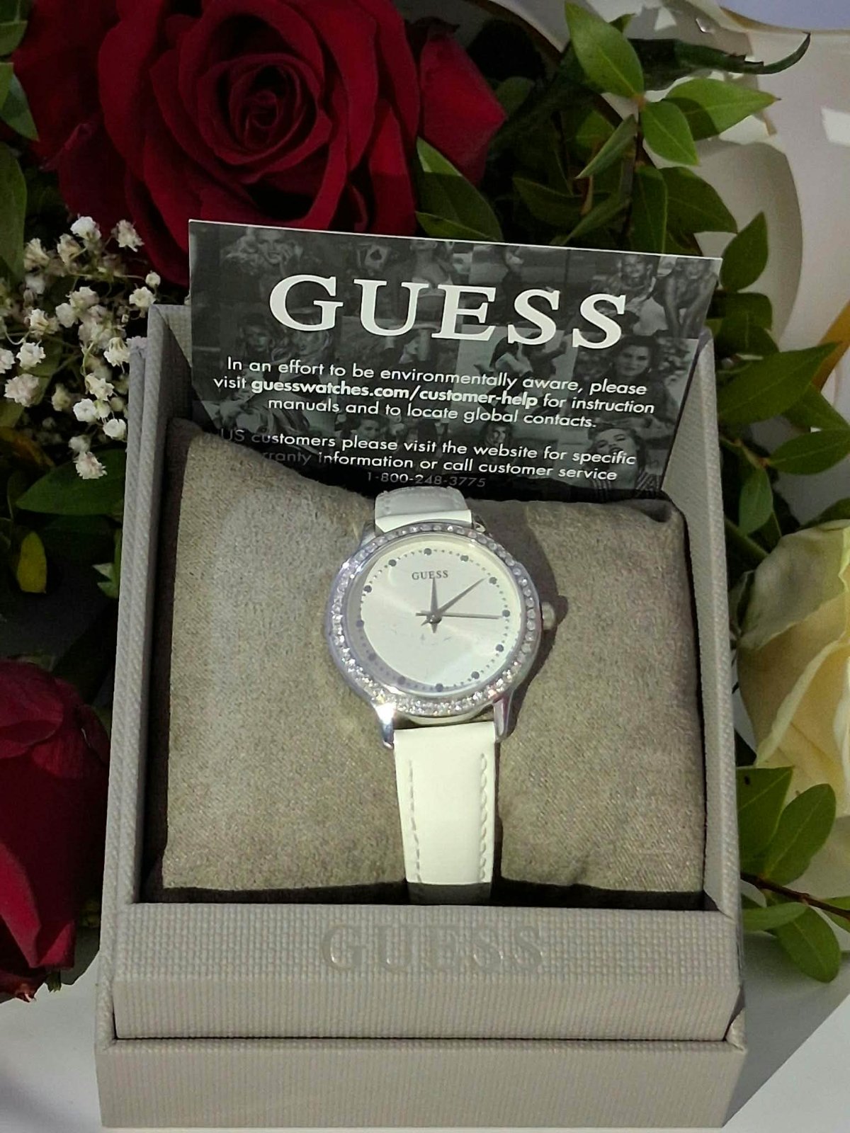 Montre femme Guess