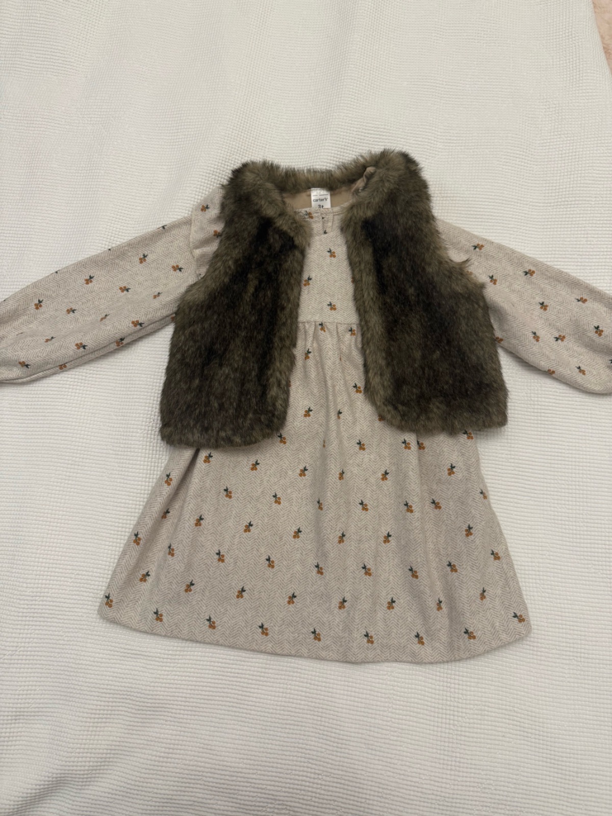Robe Zara et ss manche en forrure