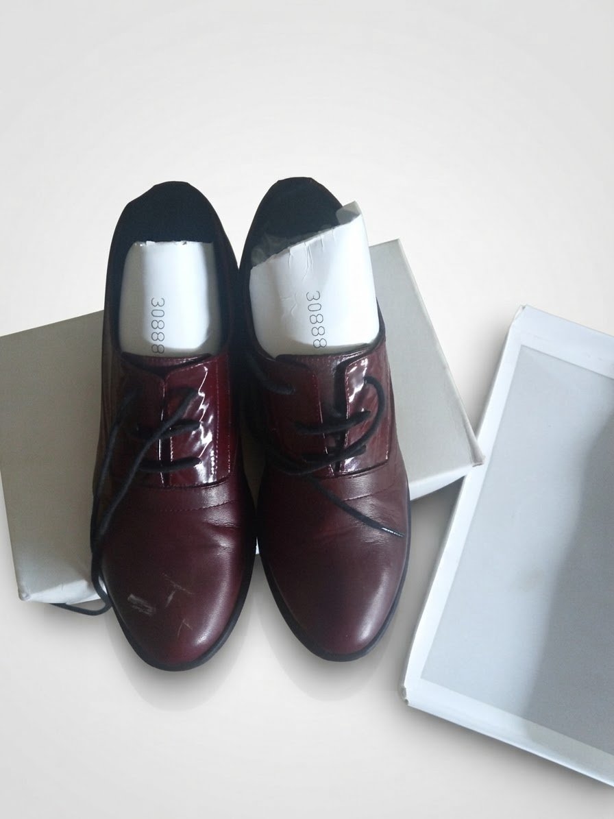 Chaussures femme en cuir de la marque oli4n pointure 40