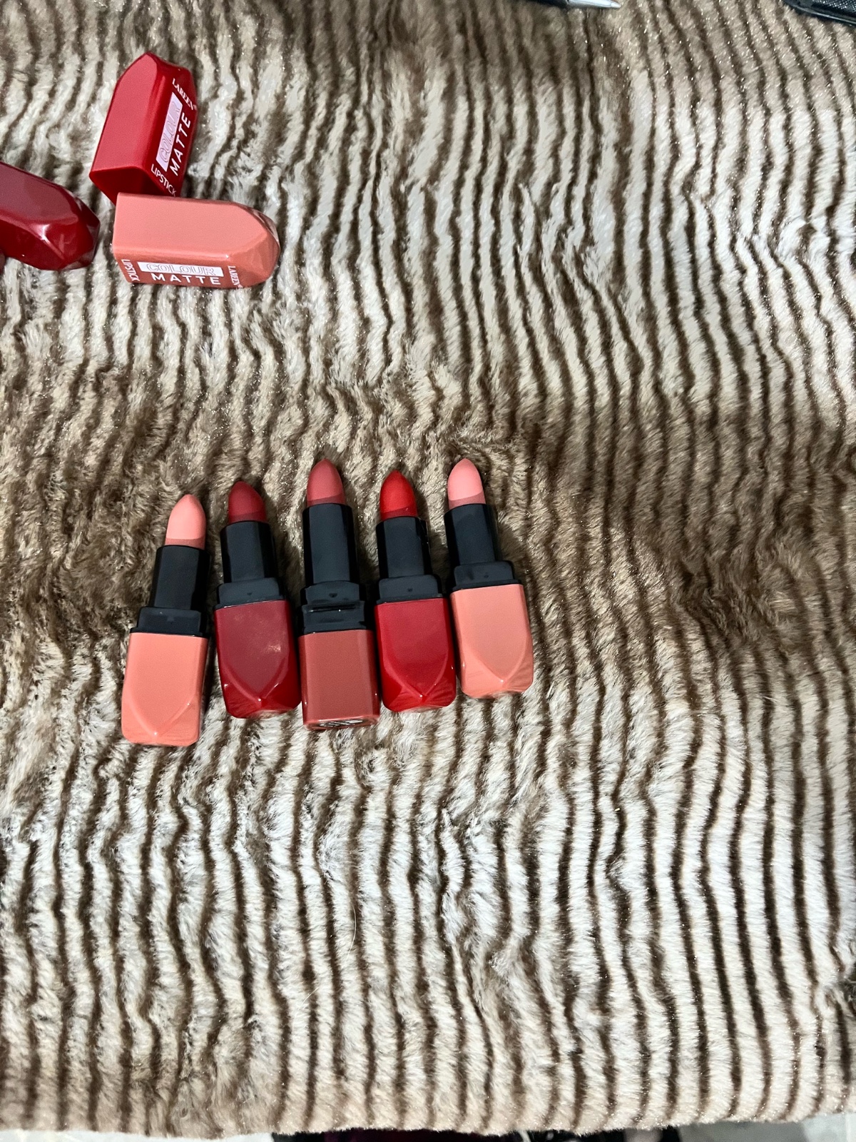Lots de 5 rouge à lèvres❤️✨