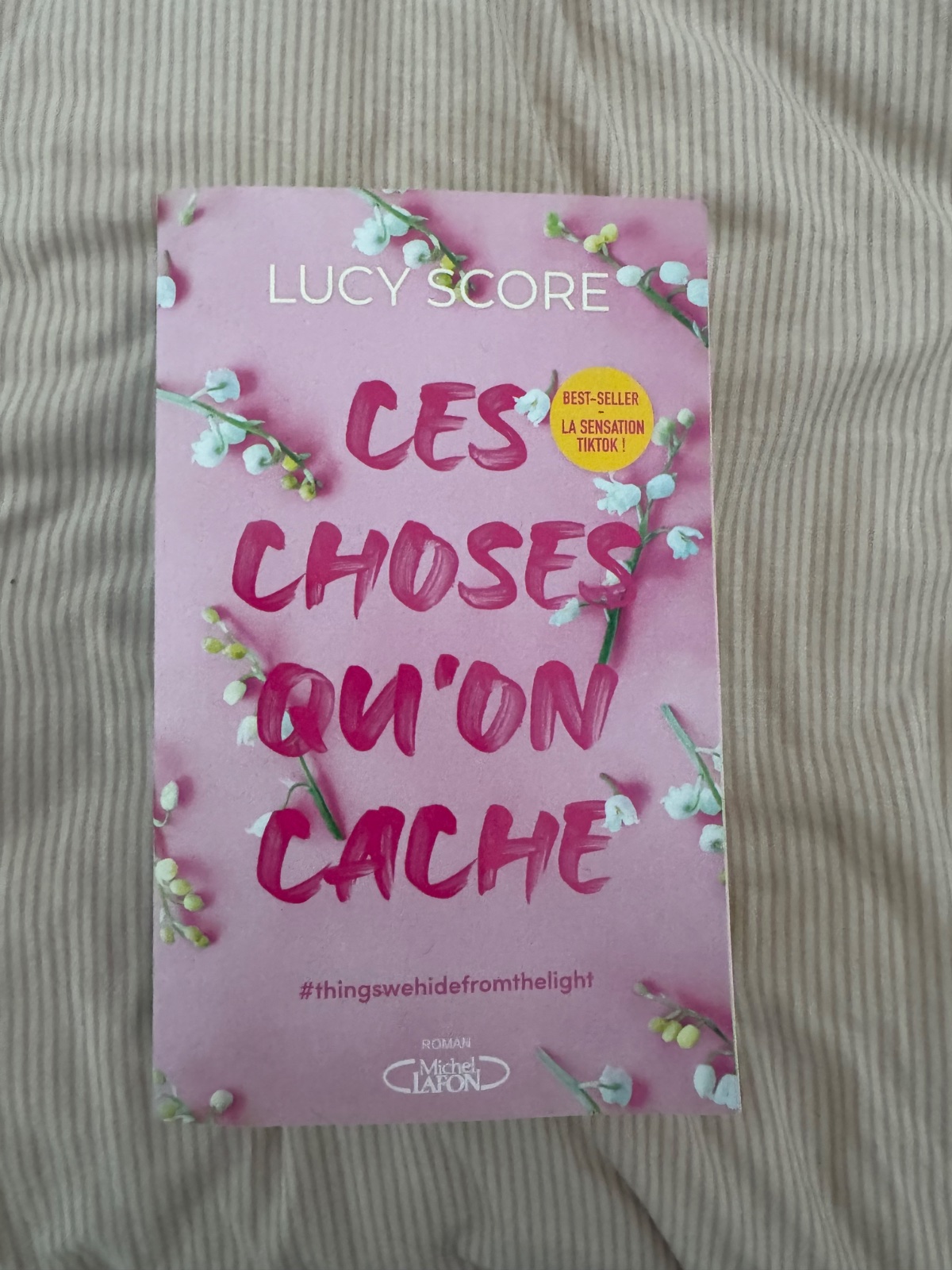 Ces choses qu’on cache – Lucy Score