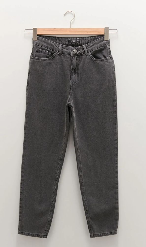 XSIDE Jeans Femme Mom Fit Avec Poche Détaillée.