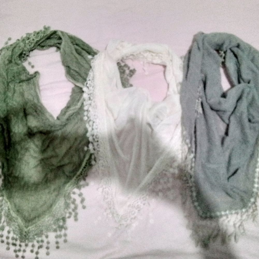 Lot 3 foulard de cou 
