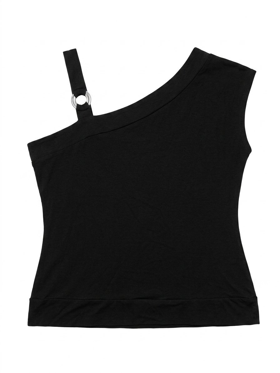 Haut asymétrique noir avec détail anneau argenté