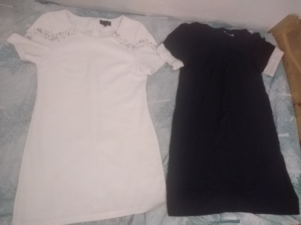  2 robes 