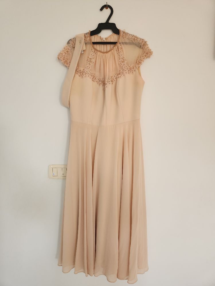 Robe habillée sport et chic 