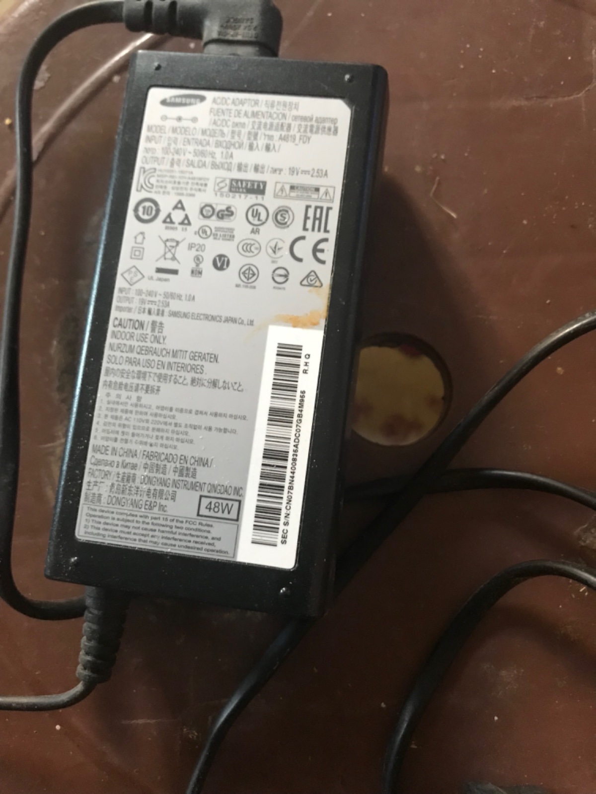 Chargeur tv samsung et chargeur dell