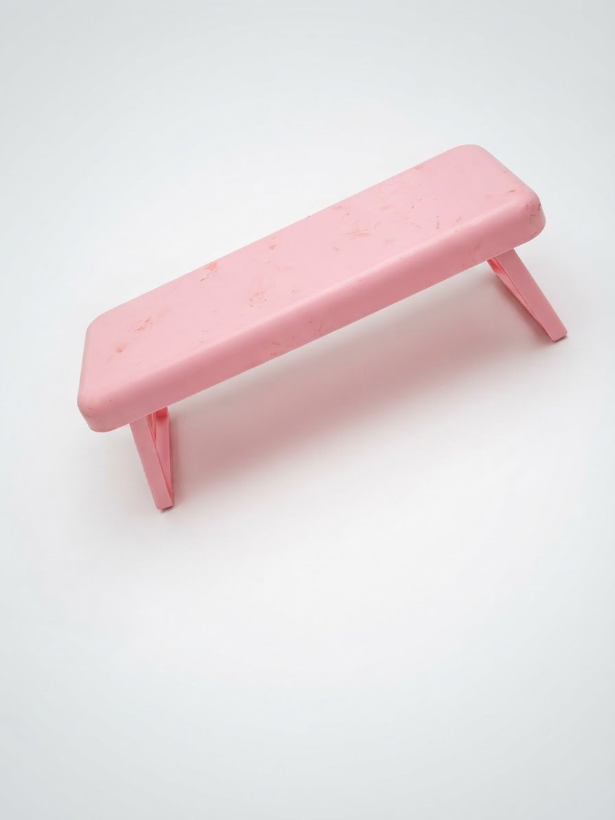 Petit table des ongles 