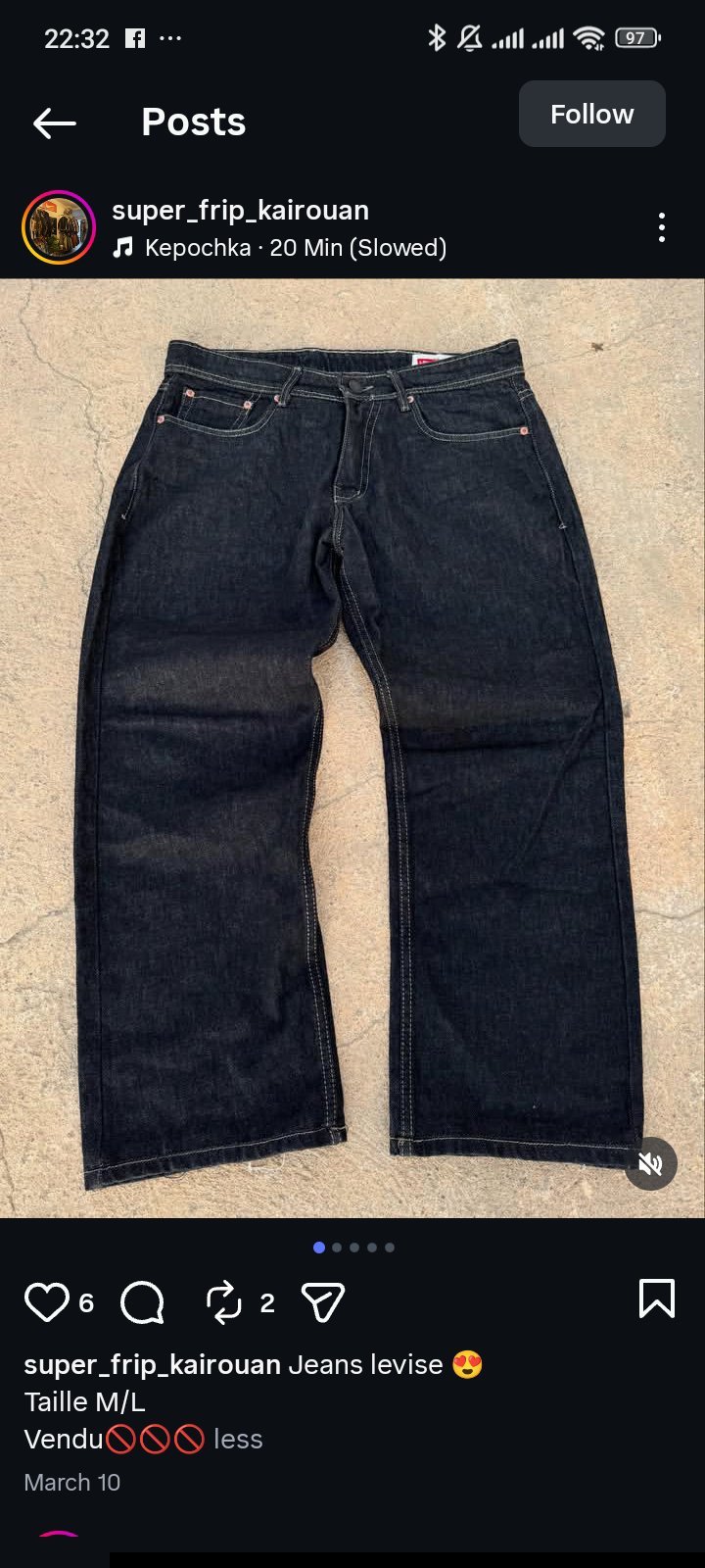 Baggy jeans