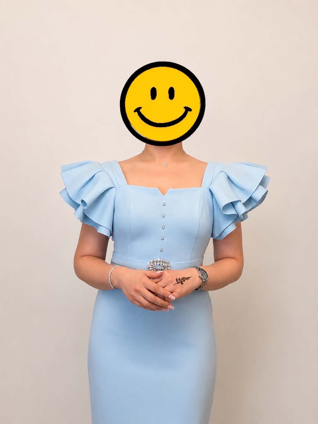 Robe bleu ciel avec ceinture 