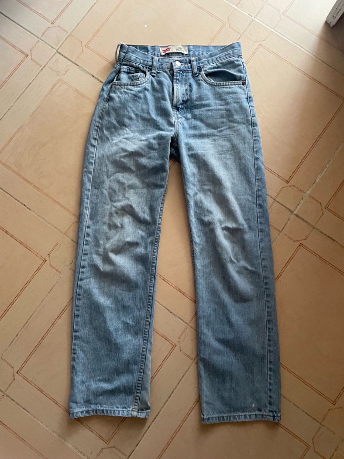 Levis 38