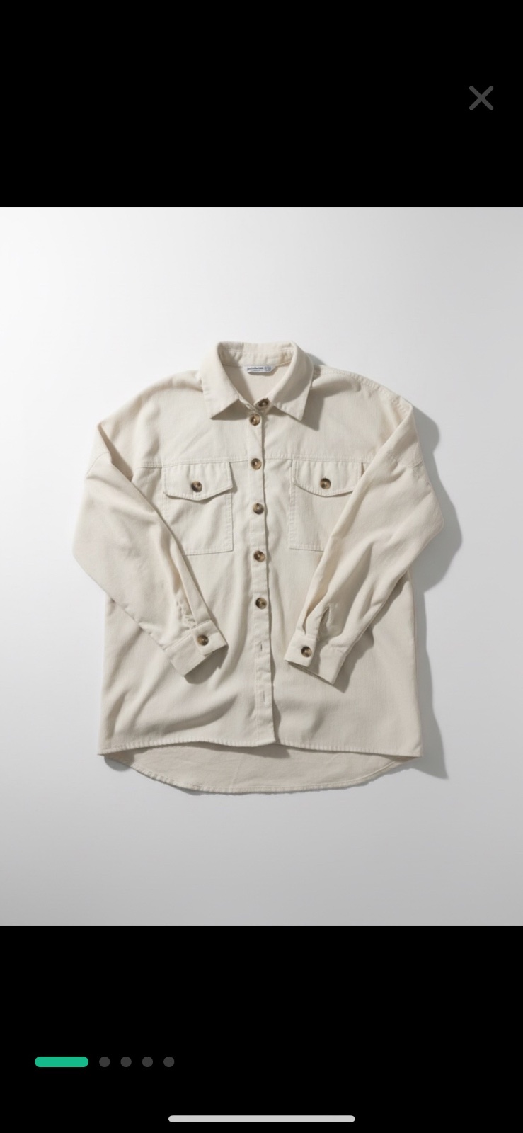 Surchemise Blanche de la marque stradivarius. Taille 36 S. jamais porté neuf sur étiquette