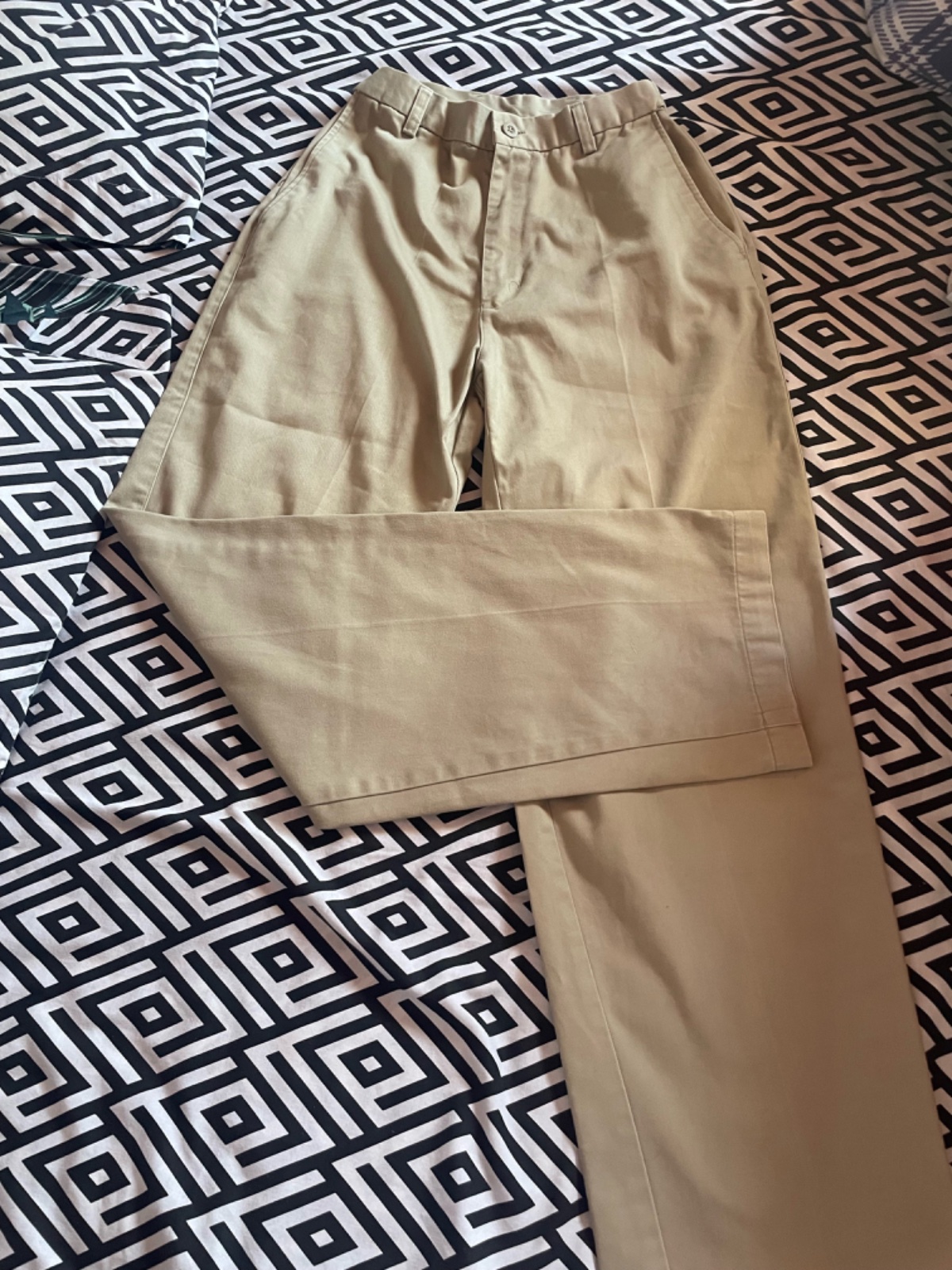 Pantalon en beige taille M 