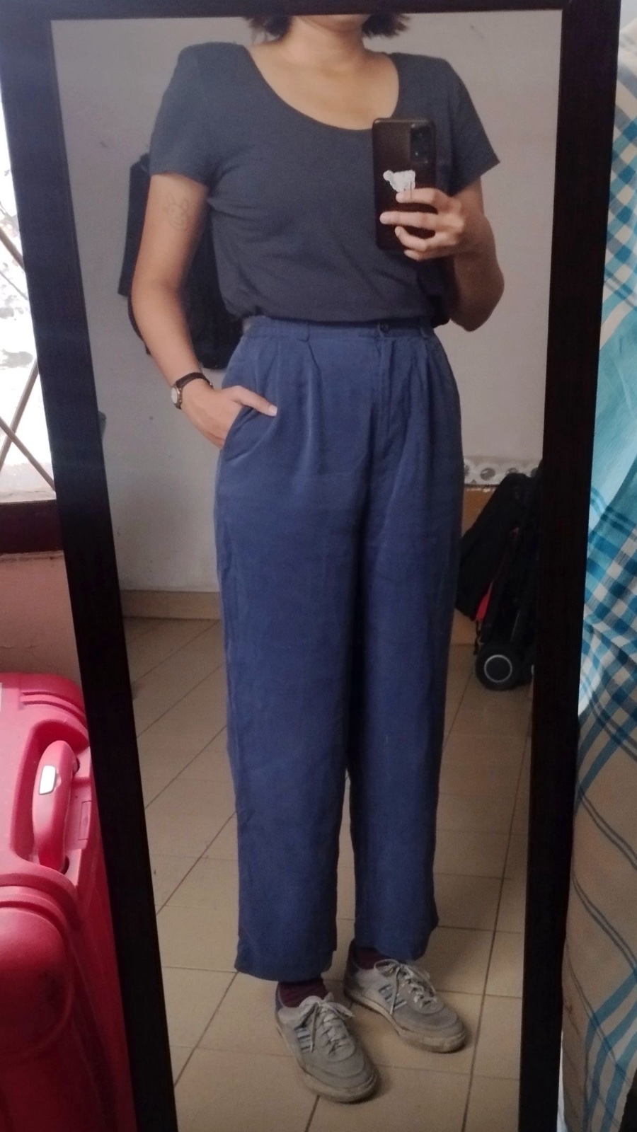  -20 % avec le code SIXSEVEN Pantalon en lin de la marque Mango taille S قمرايه 
