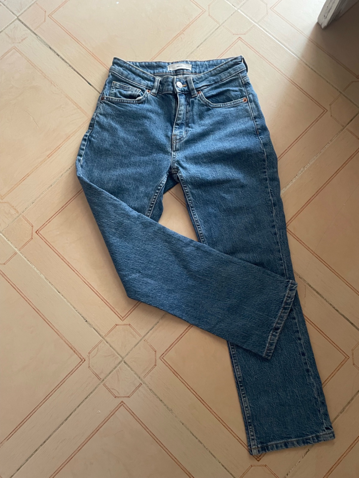 Mango 36 