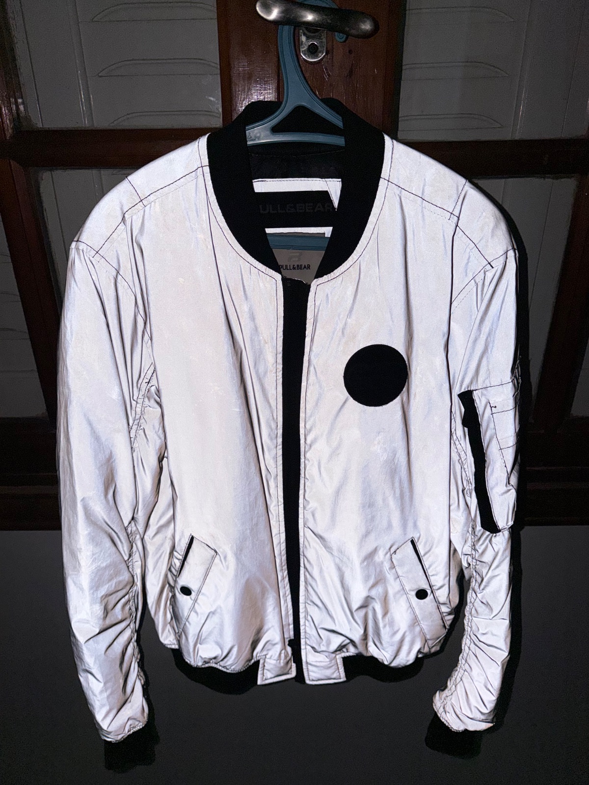 Av vest pull and bear
