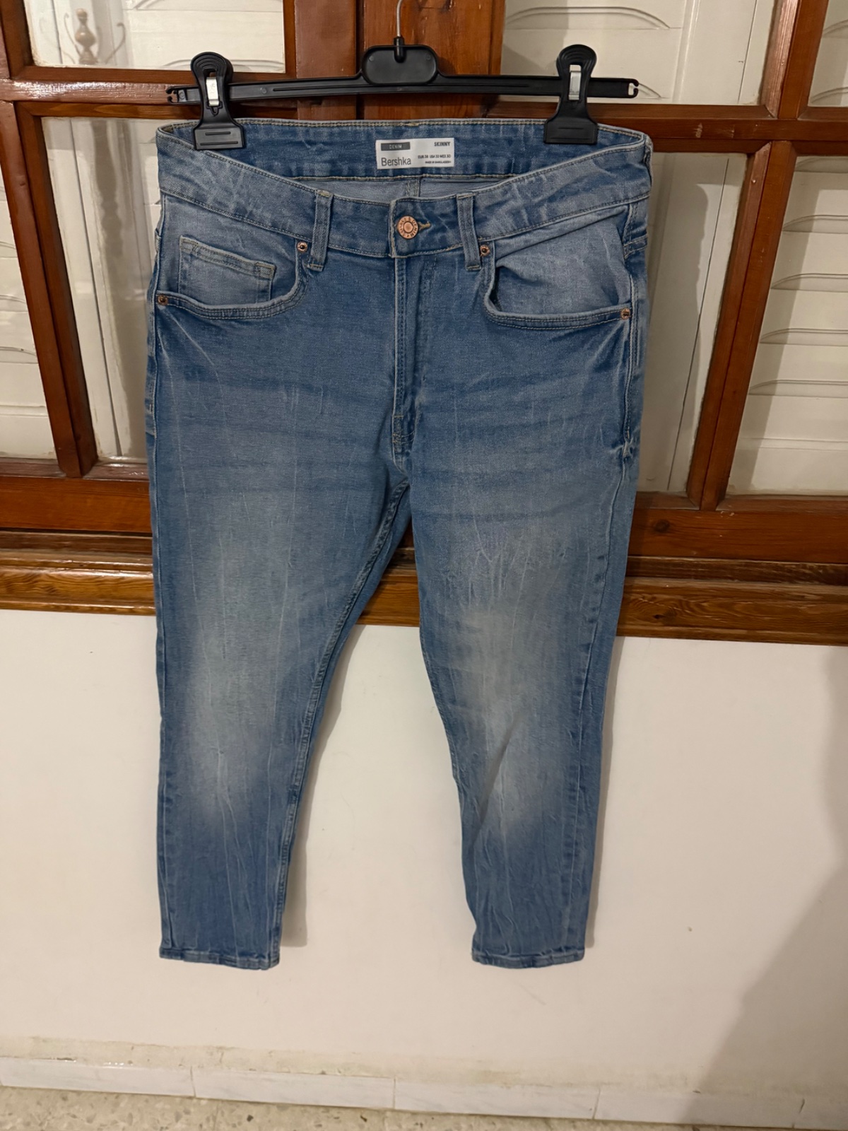 Pontallon bershka taille 38