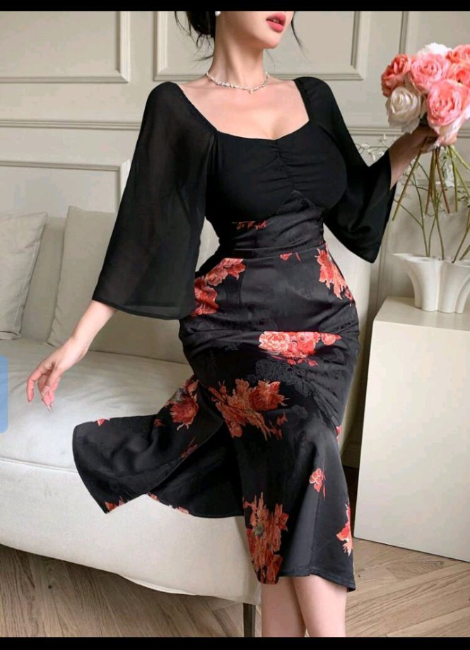 Robe noir avec de fleur style chinois 