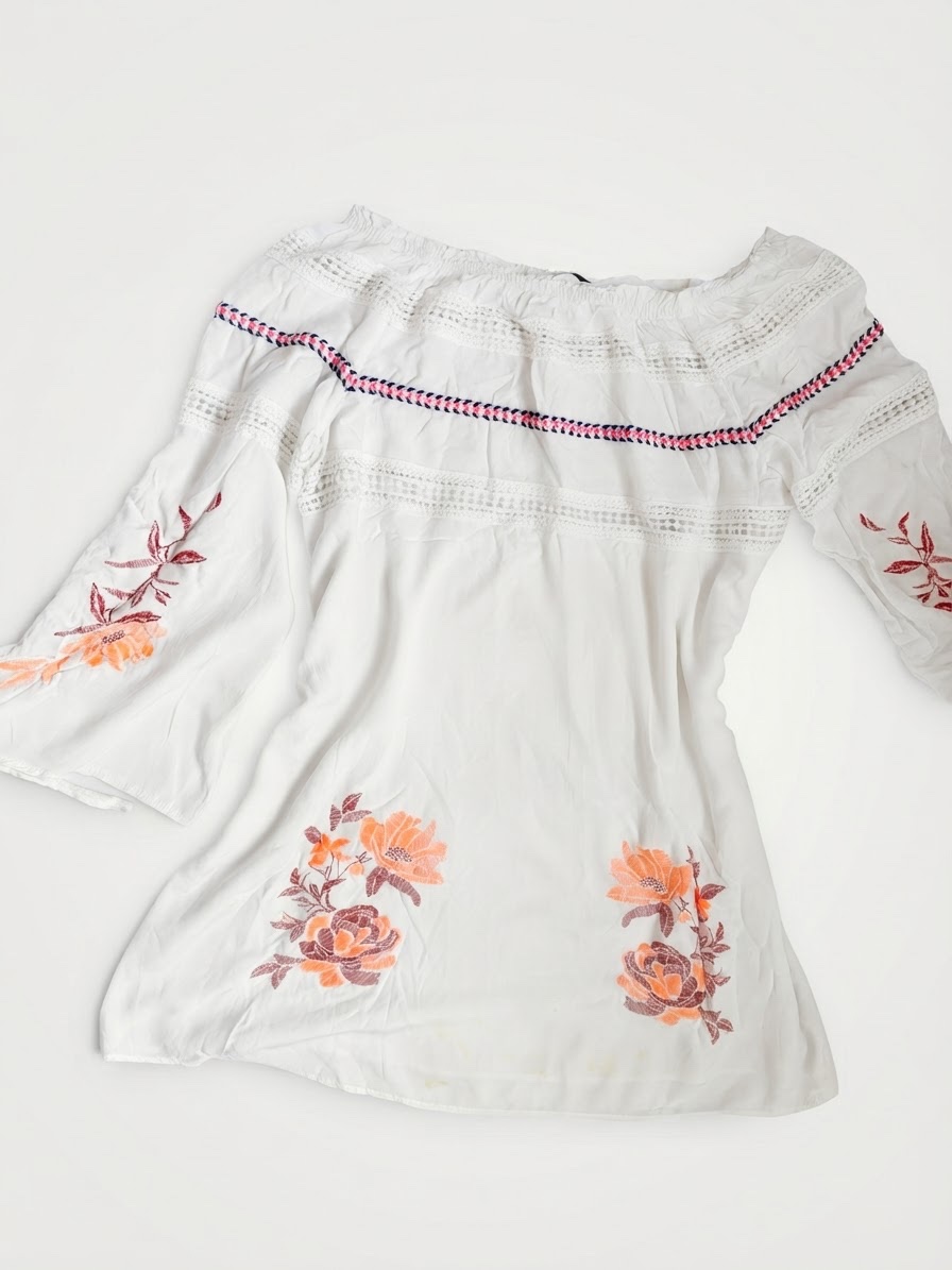 Robe manche tombante