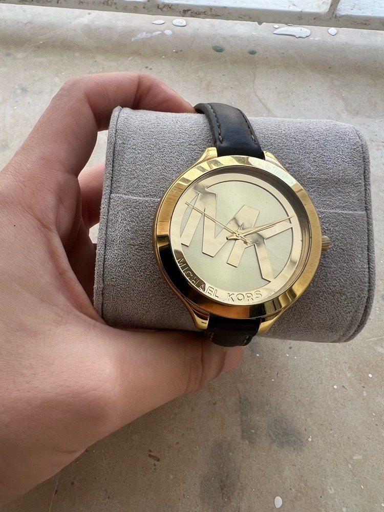 Montre MK 