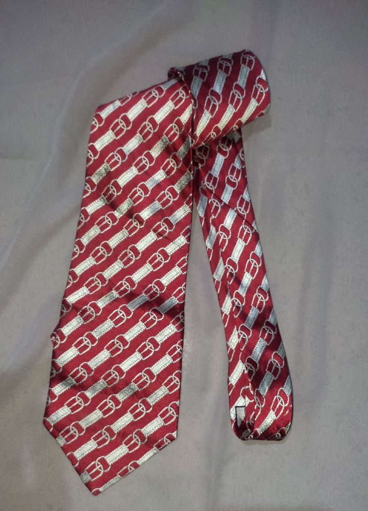 Cravate Fendi 100%silk