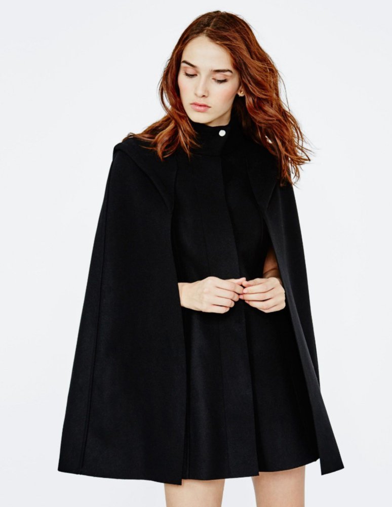 Une magnifique robe cape de la marque HAODIYOYI