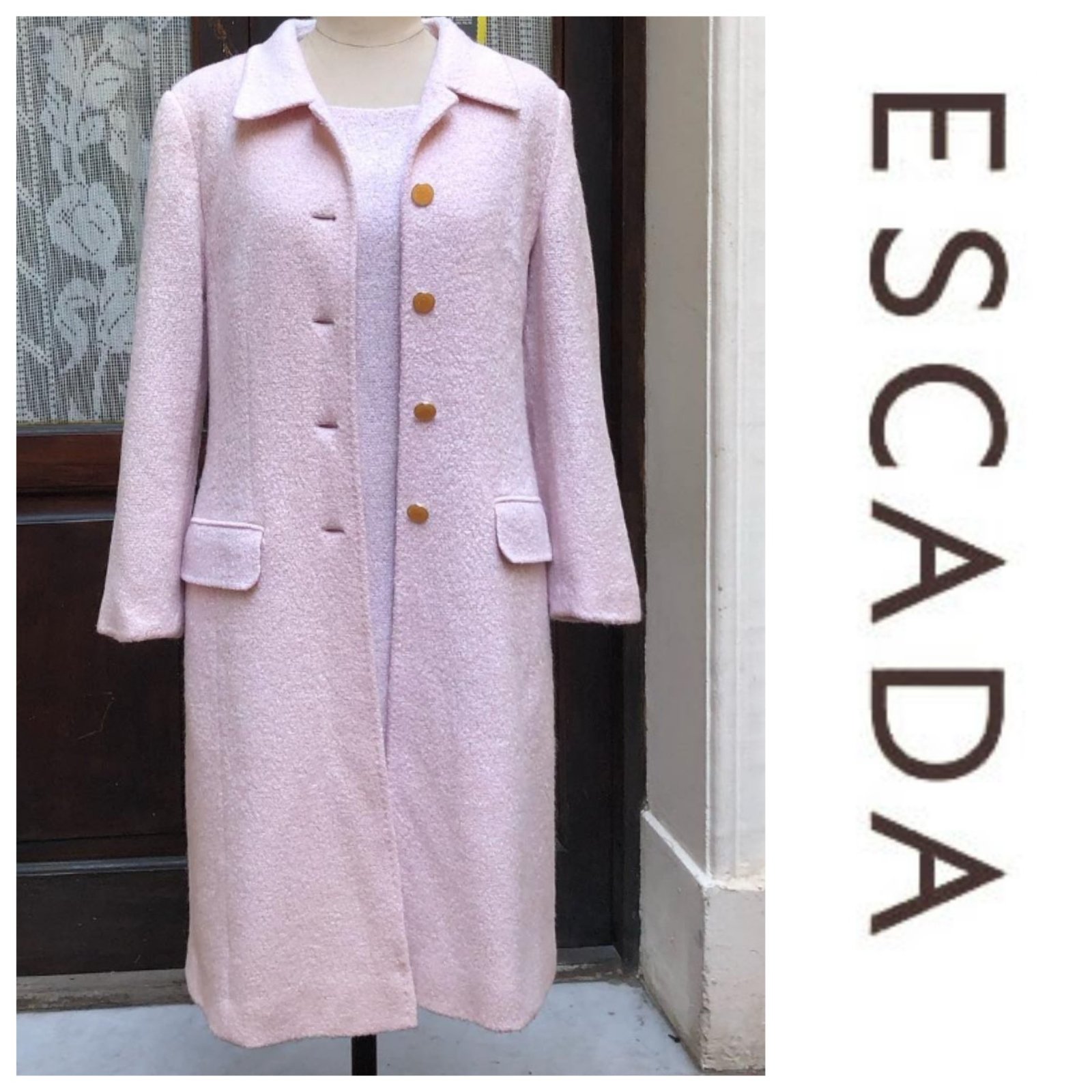 Un manteau en laine AUTHENTIQUE de la marque ESCADA "PROMO FIN DE SAISON 