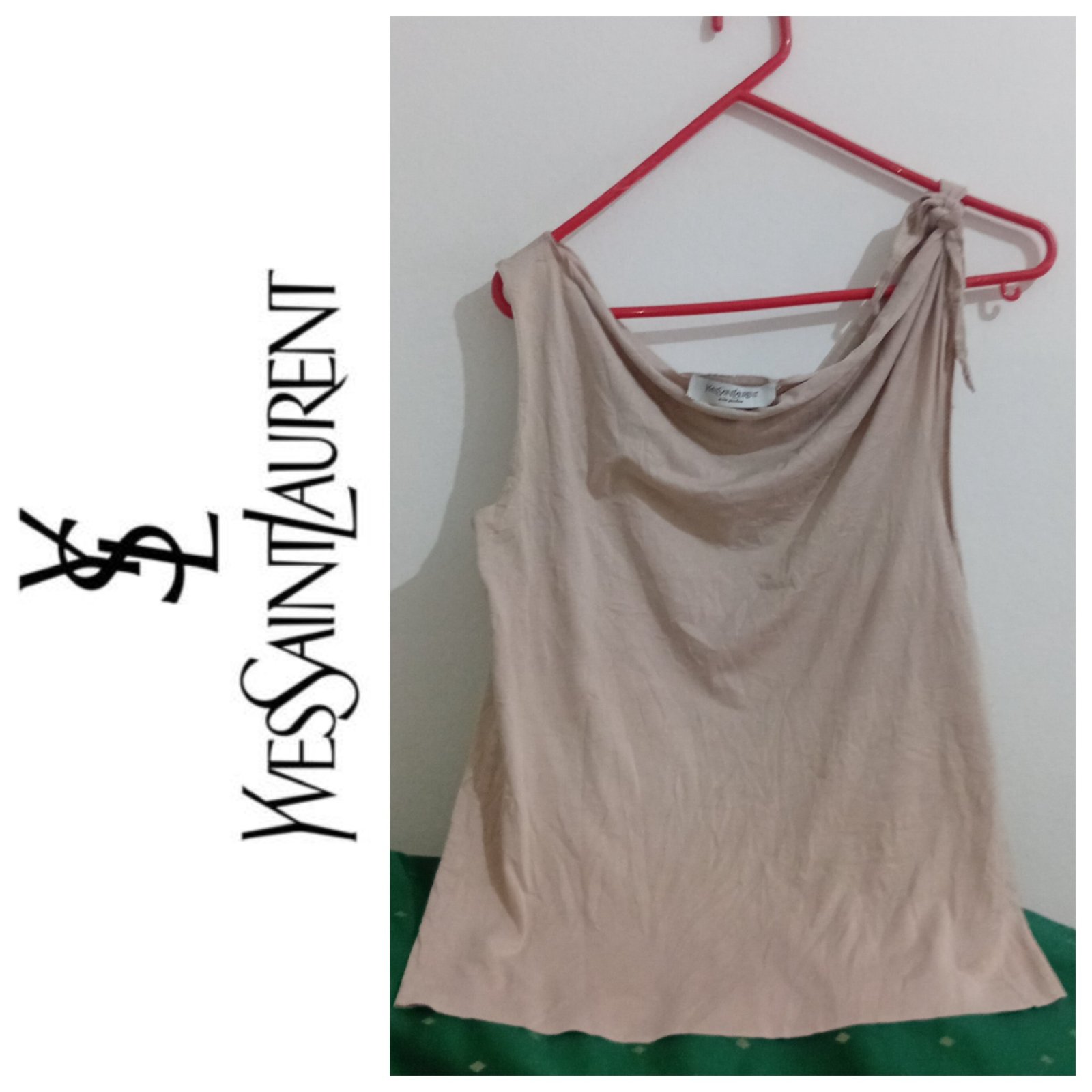 Un haut stylé AUTHENTIQUE de la marque YVES SAINT LAURENT 