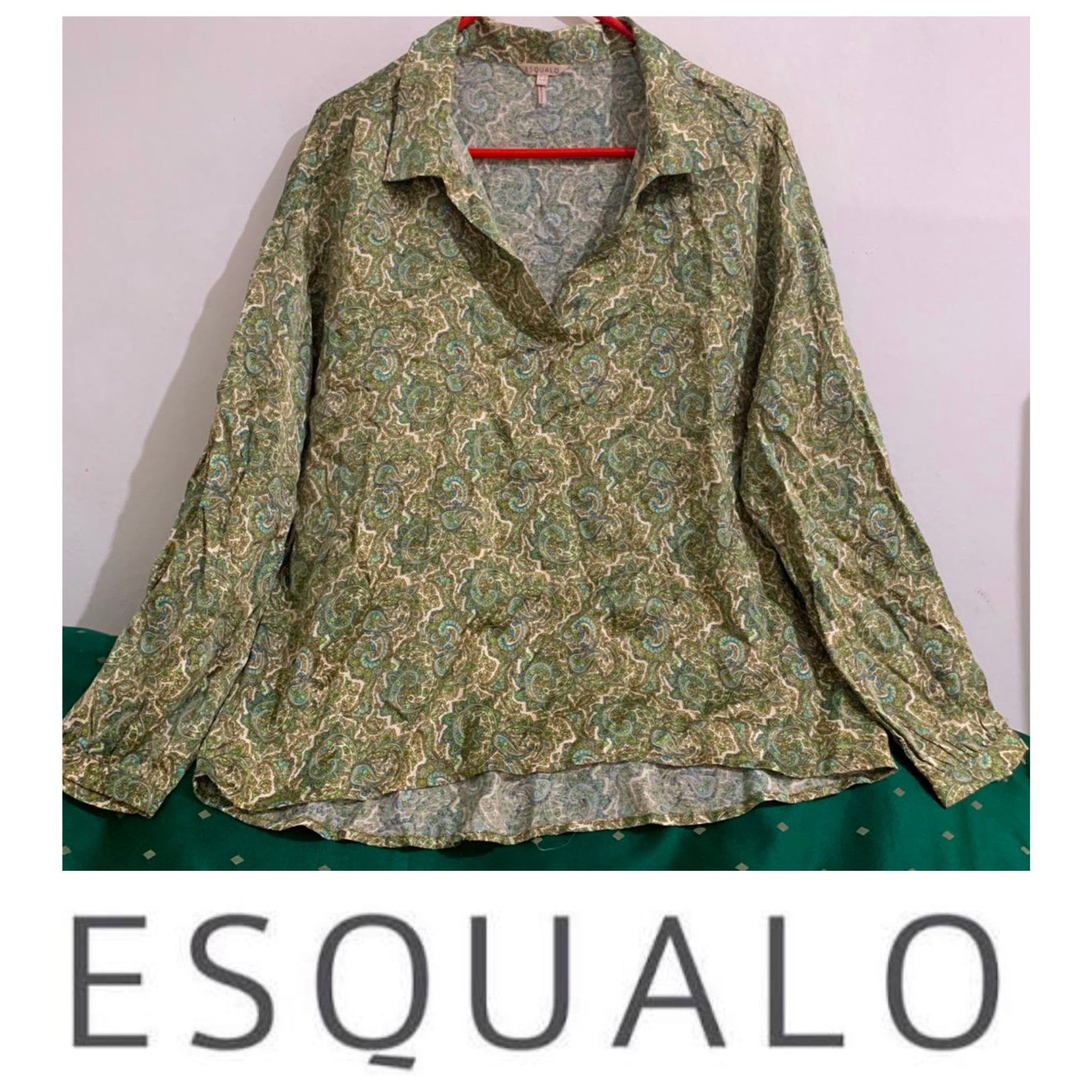 Une chemise hyper classe en satin de la marque ESQUELO "promo 