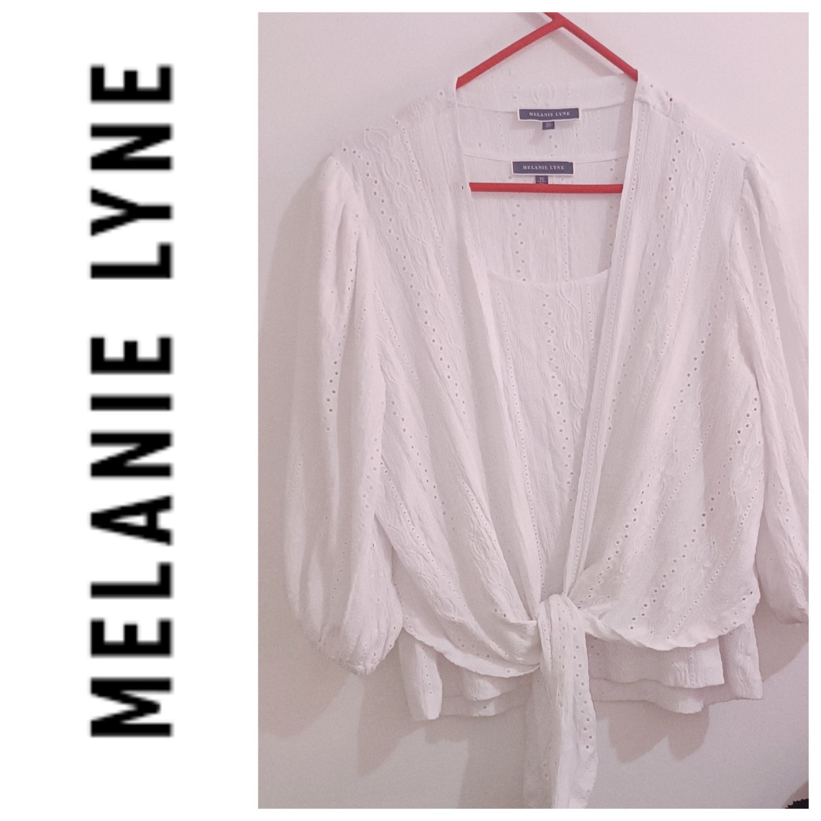 Des twin-set en broderie anglaise de la marque MELANIE LYNE , tissu ybared "PROMO"