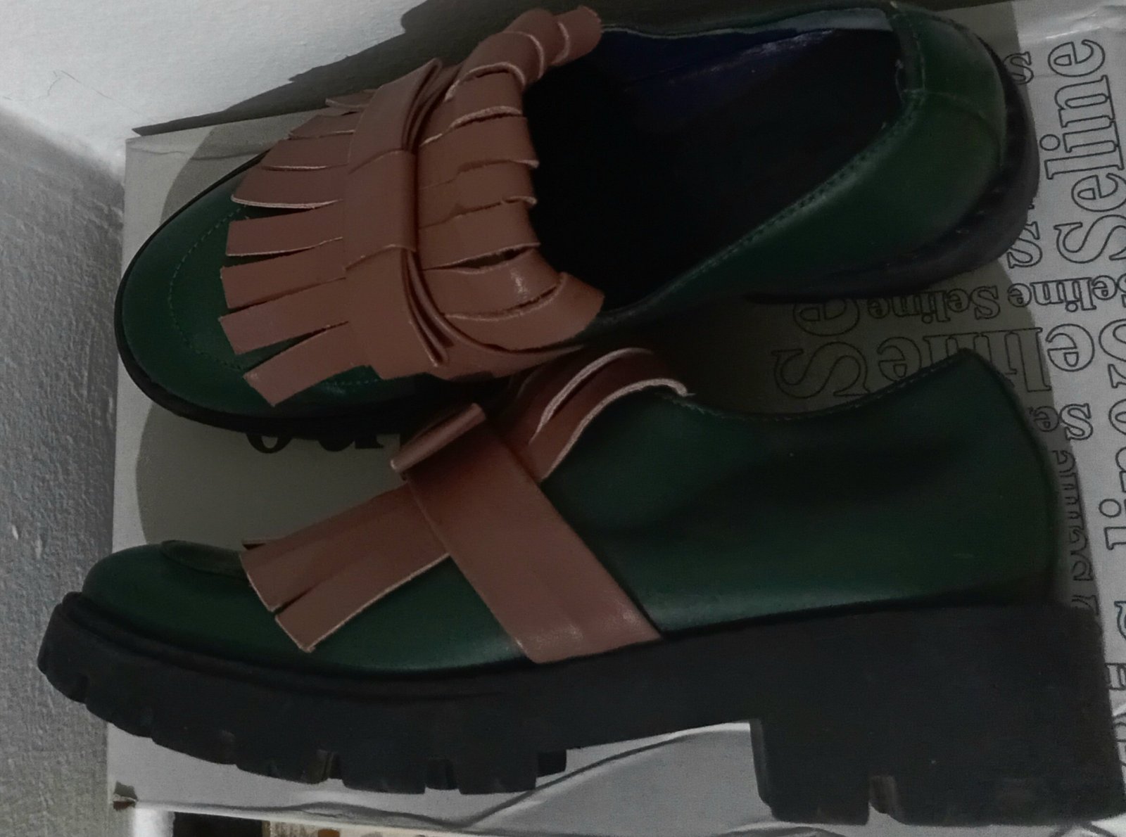 Des derbies stylés AUTHENTIQUE de la marque MARNI