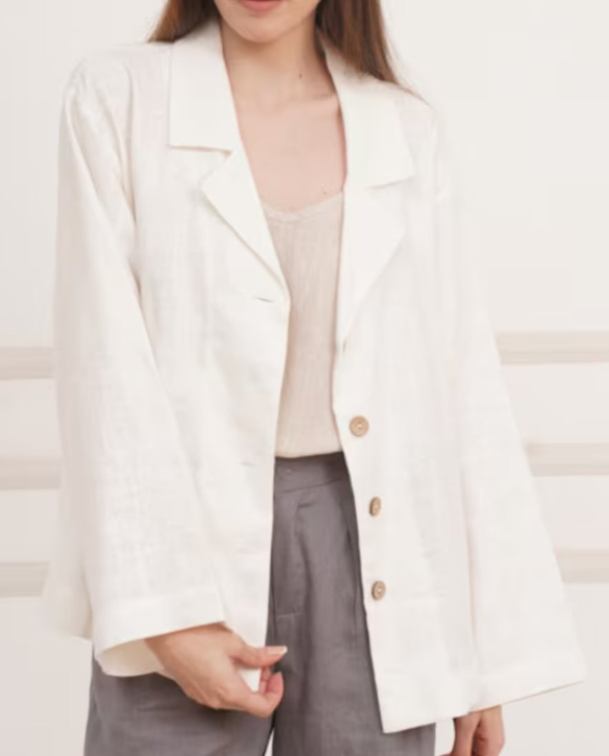 Une veste kamraya ( en lin) de la marque ZEP ZEP
