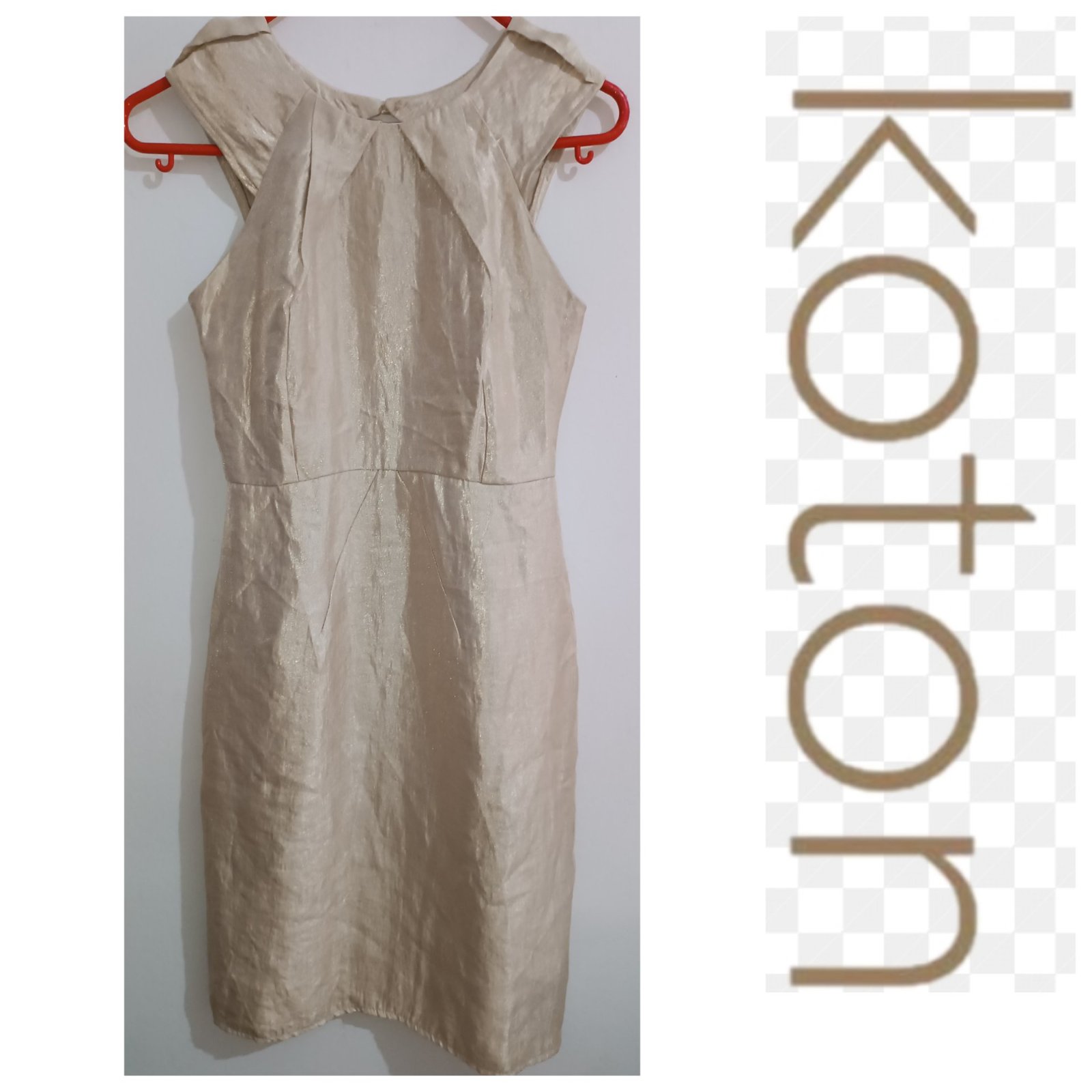 Une jolie robe de la marque KOTON