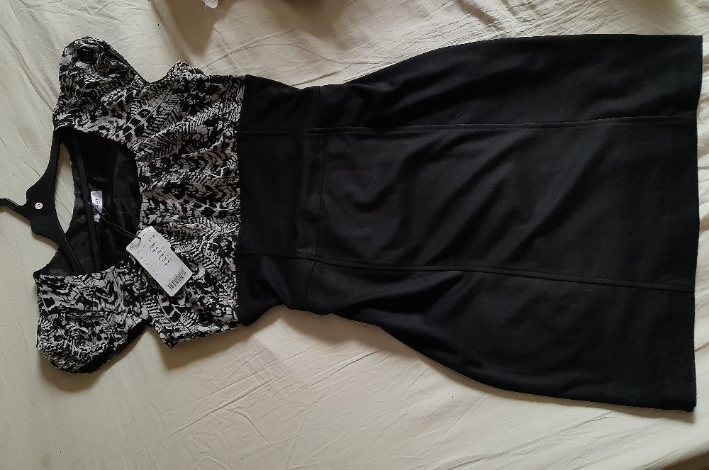 robe droite noire