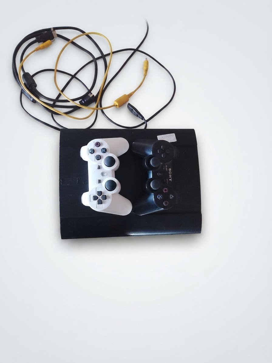 Play 3 