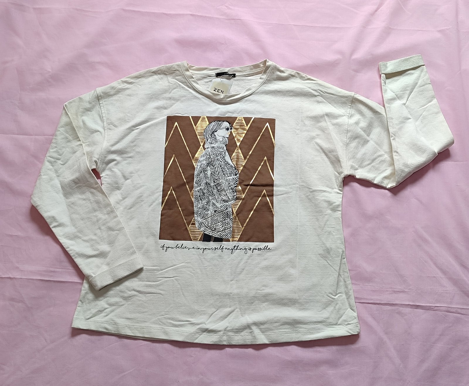 Joli pull neuf yji 3la taille S bech yjiha oversize 