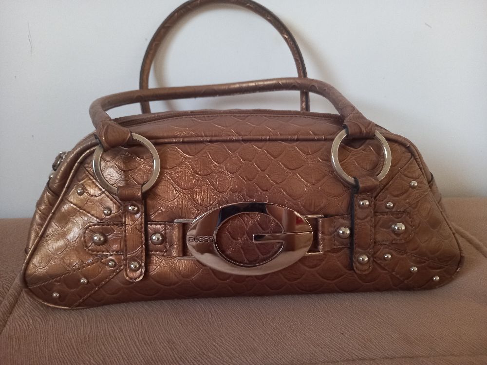 sac guess 