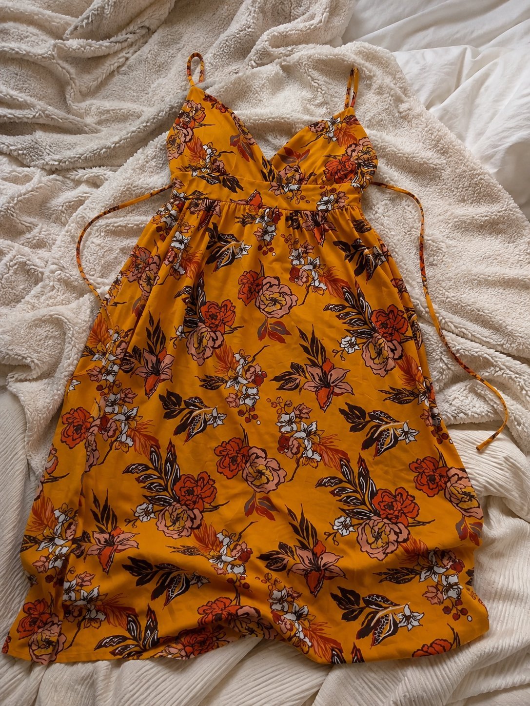 Robe longue jaune moutarde imprimé fleuri