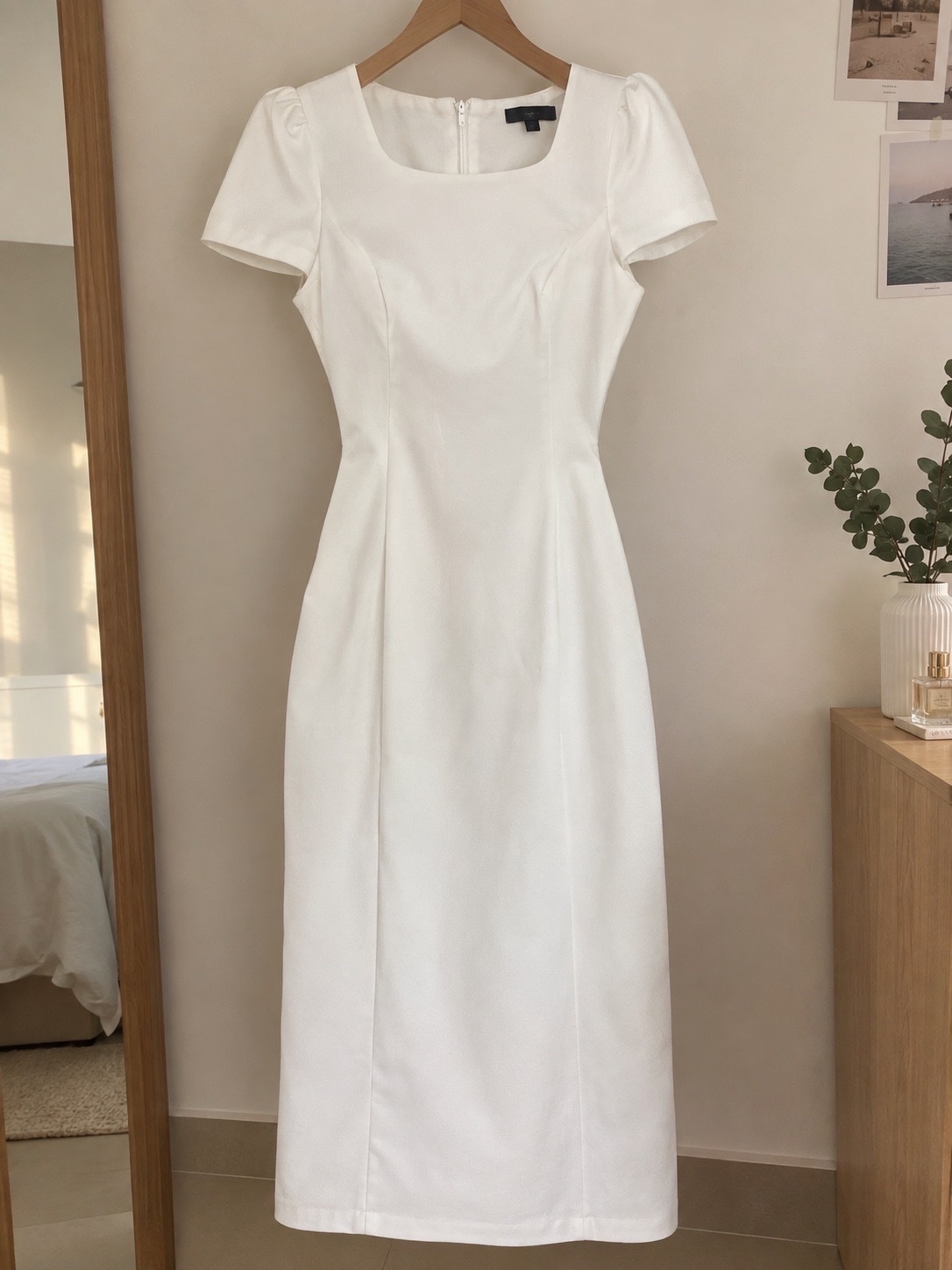 Robe simple blanche tissu de qualité