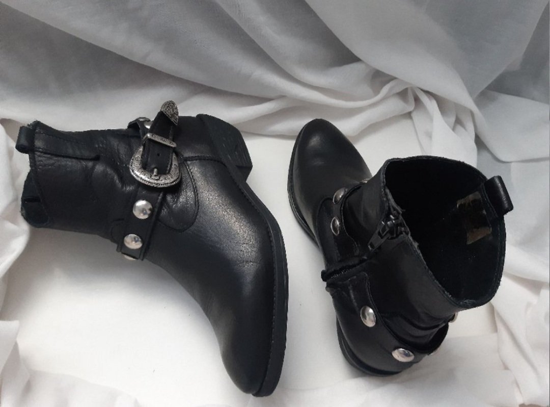Bottines cuir véritable noir de la marque scarpe Patti Di Luna, italien 