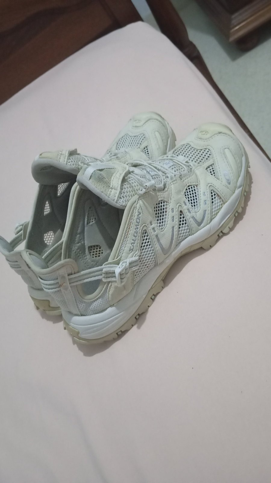 Sandales femme Solomon pointure 41