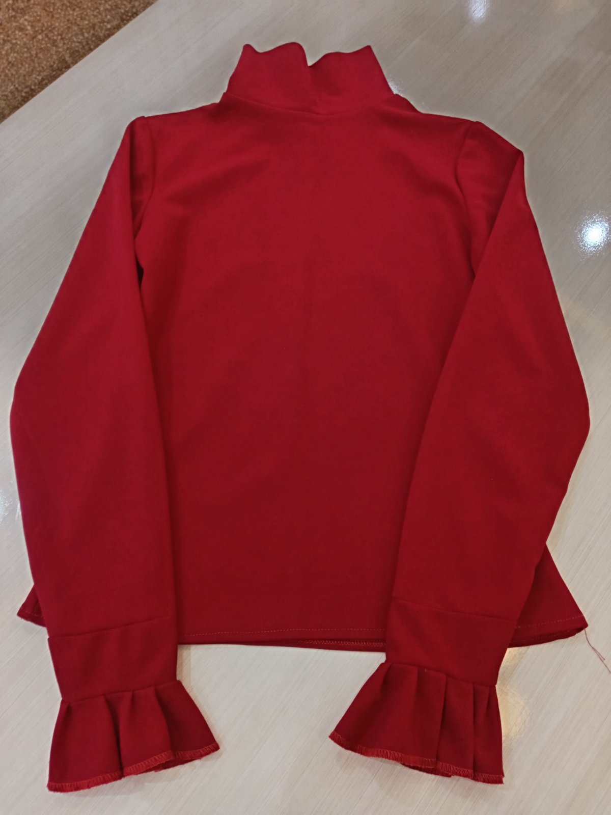 Pull rouge 
