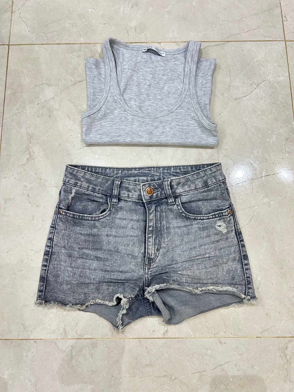 Short en jean gris foncé
