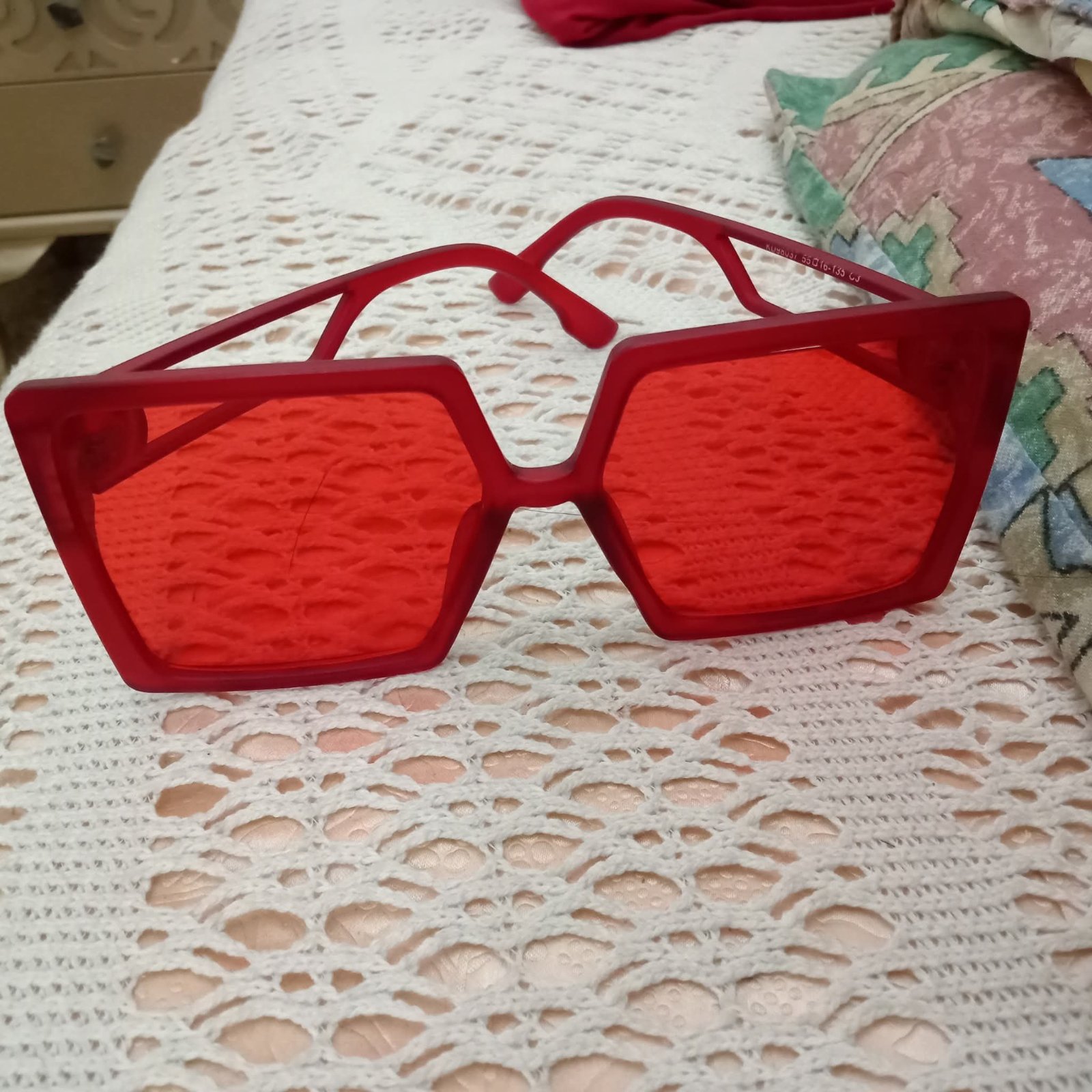 Lunette thabel rouge 