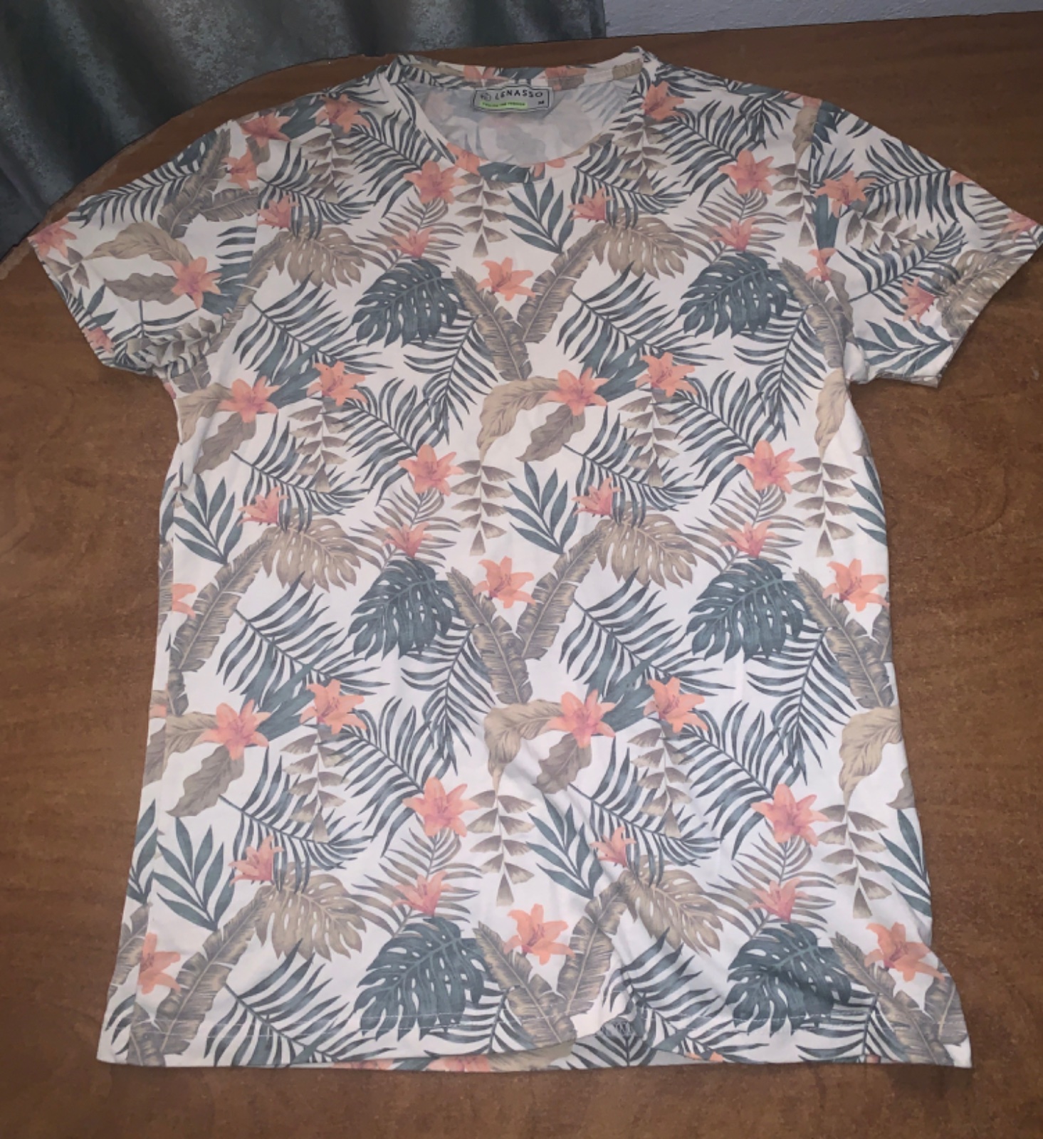 T-shirt de bonne qualité pièce unique
