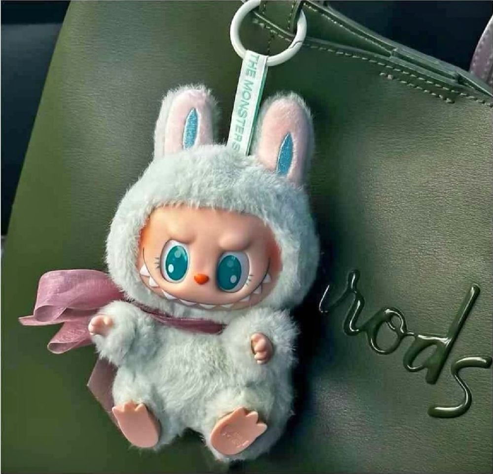 دمية Labubu
