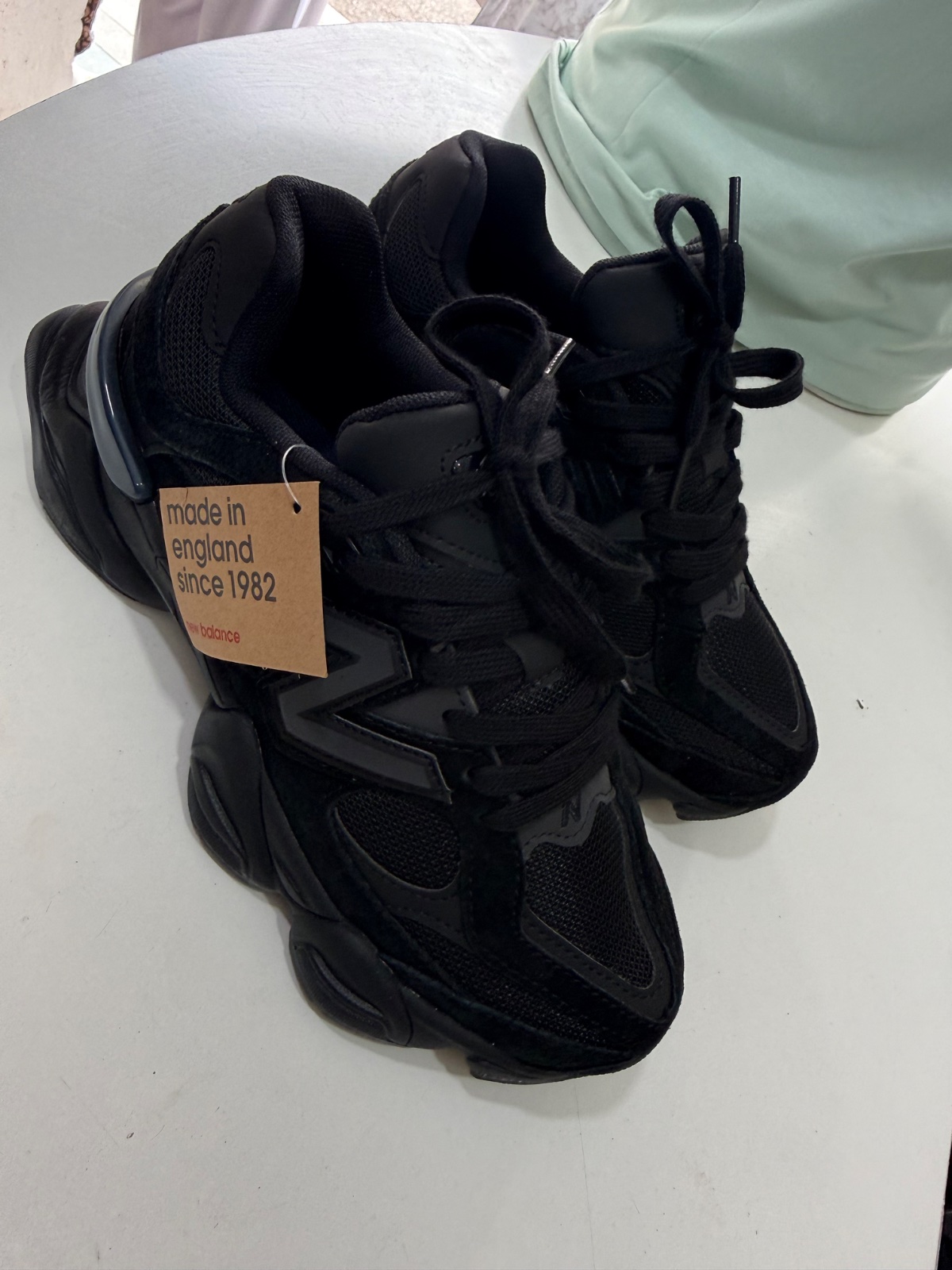 Baskets New Balance 9060 Full Black 👟🖤