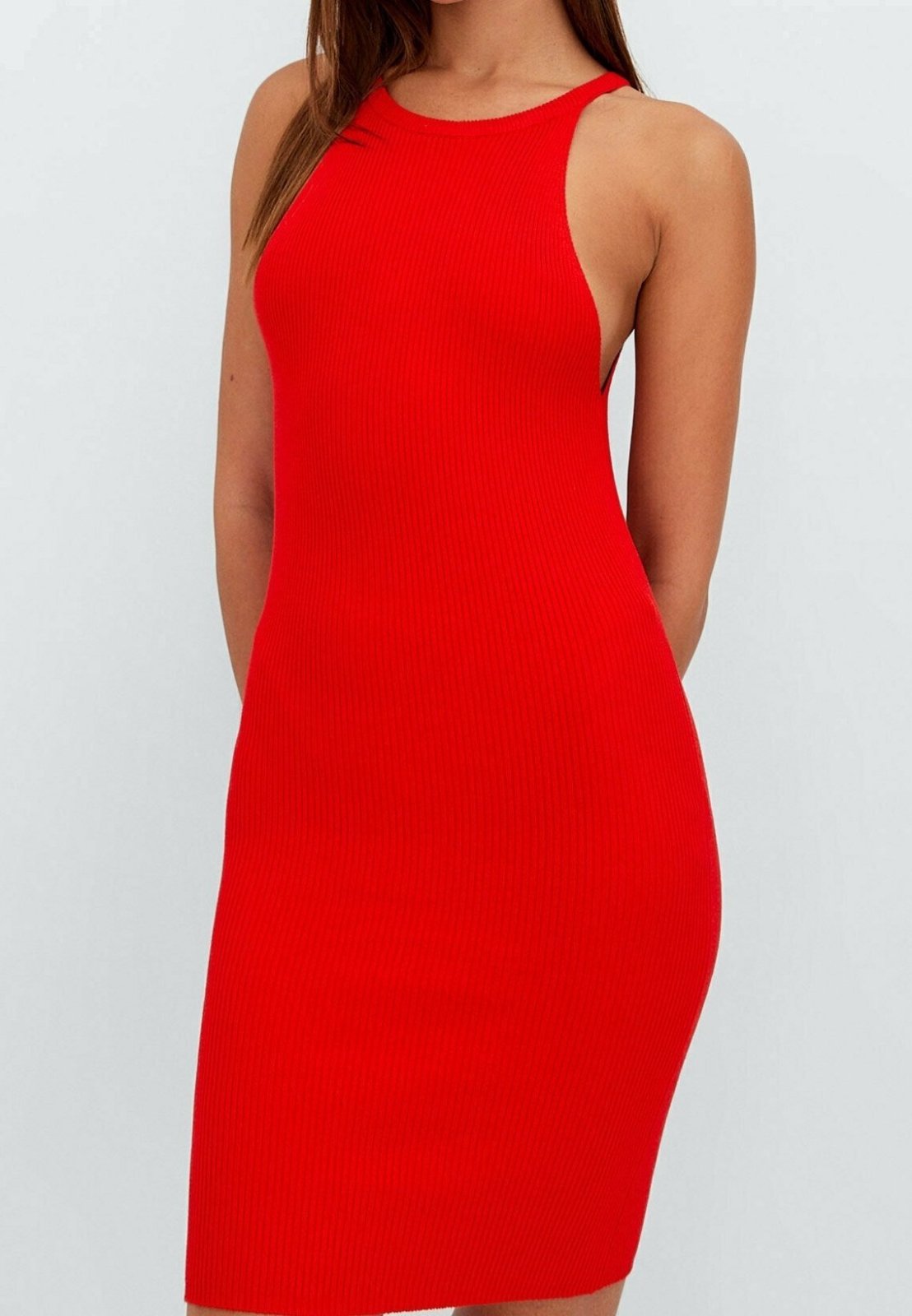 Robe rouge stradivarius 