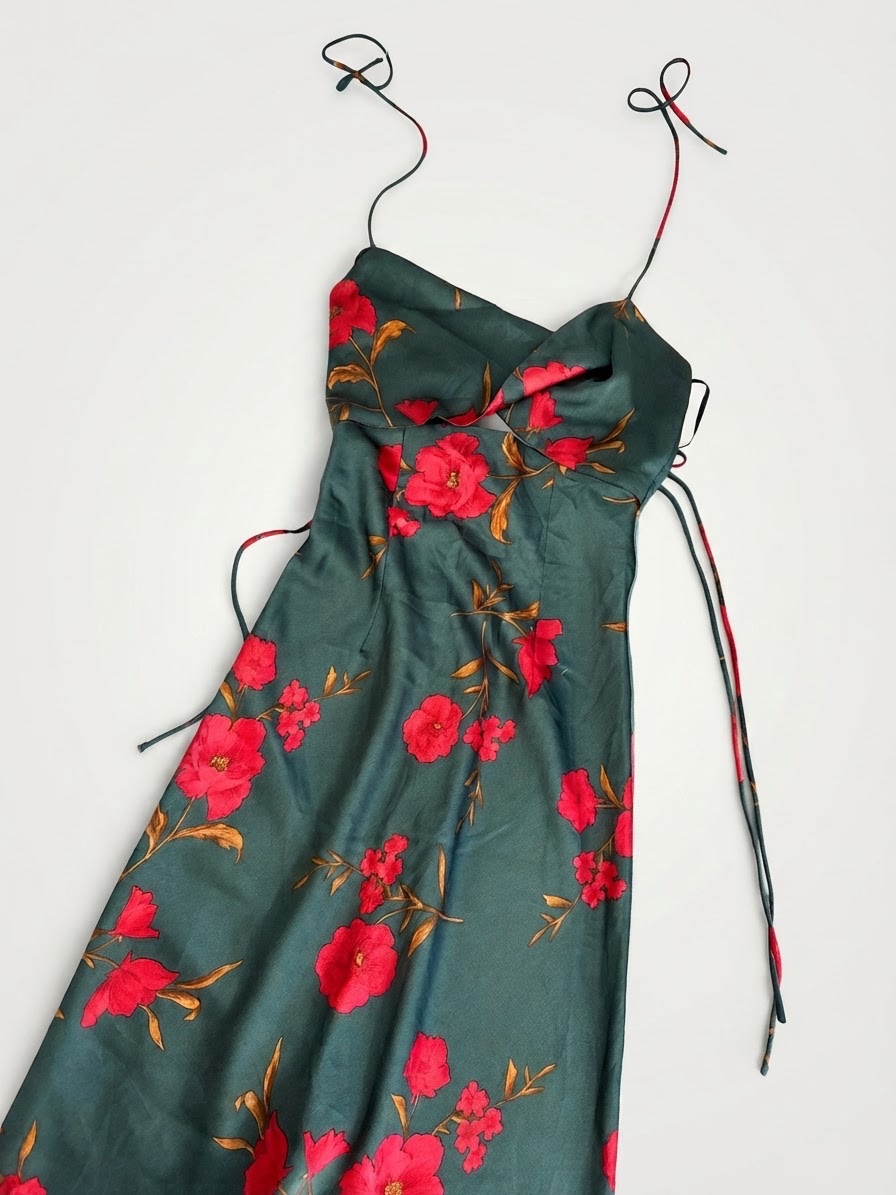 Robe satin fleurie